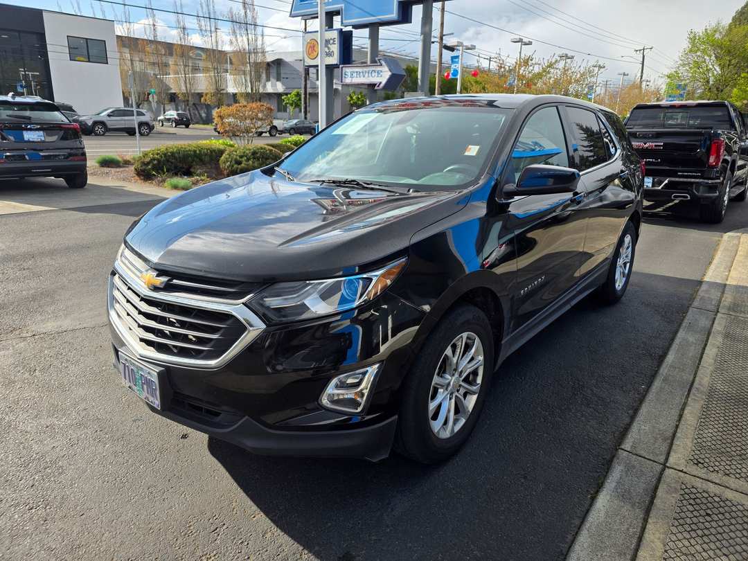 2018 Chevrolet Equinox LT - Image 2