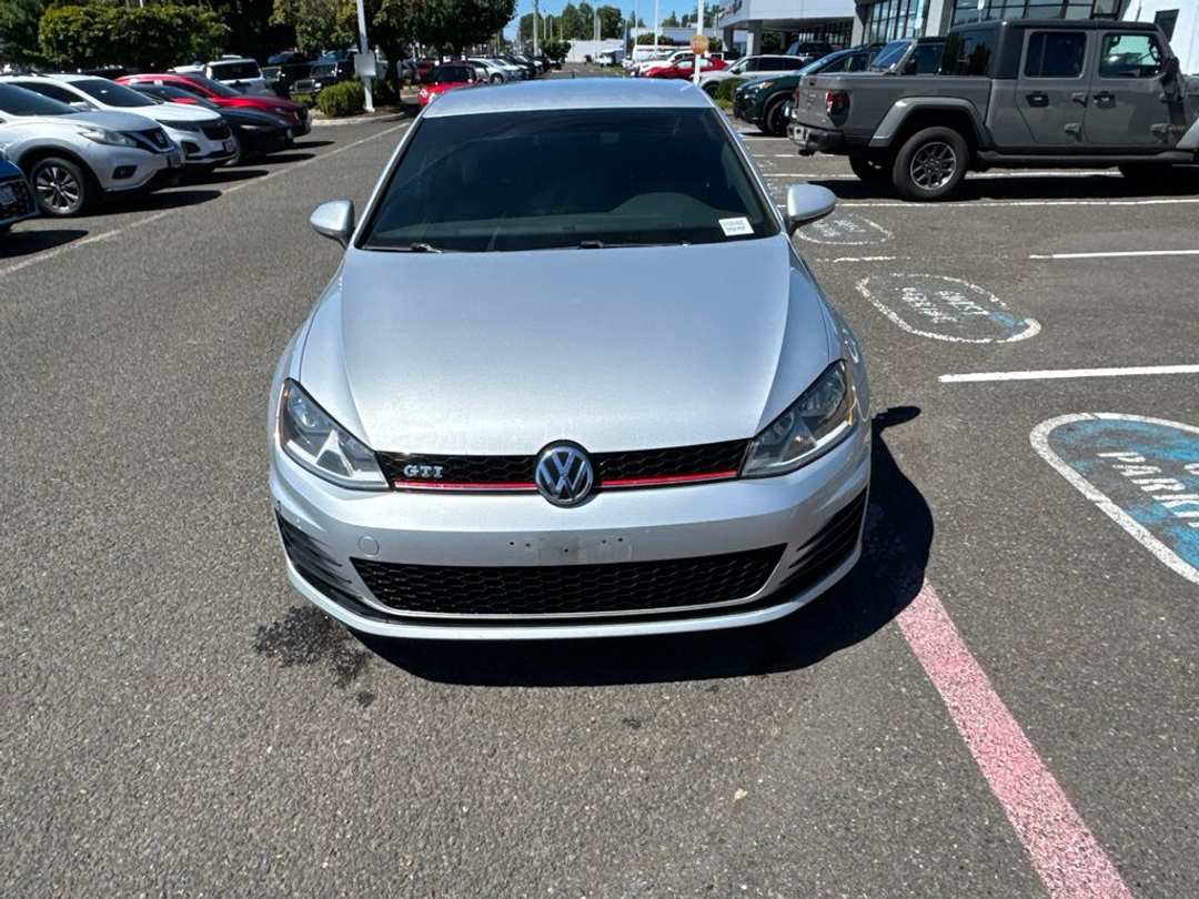 2015 Volkswagen Golf Gti - Image 2