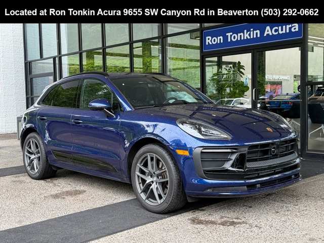 2025 Porsche Macan T
