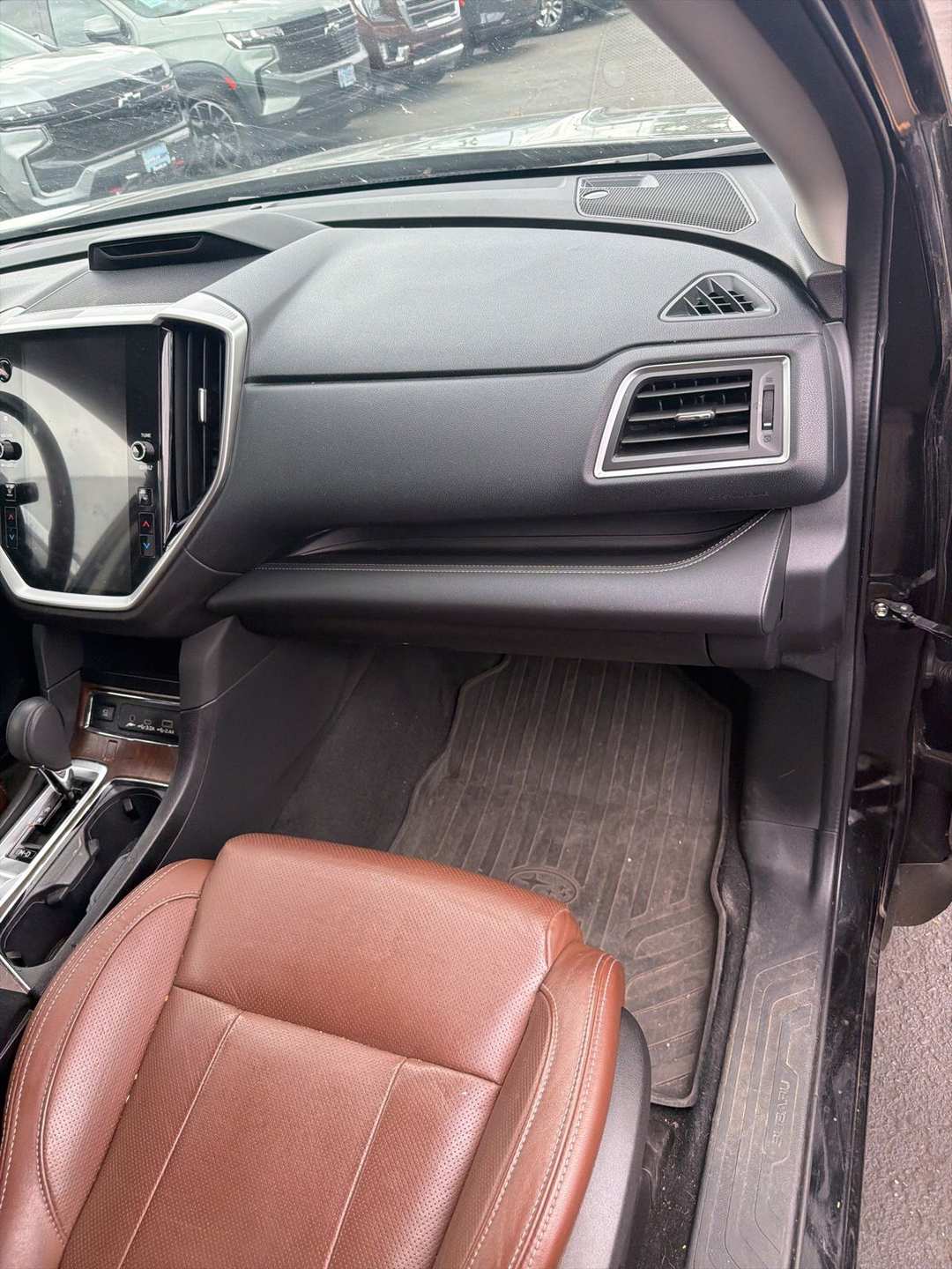 2023 Subaru Ascent Touring - Image 3