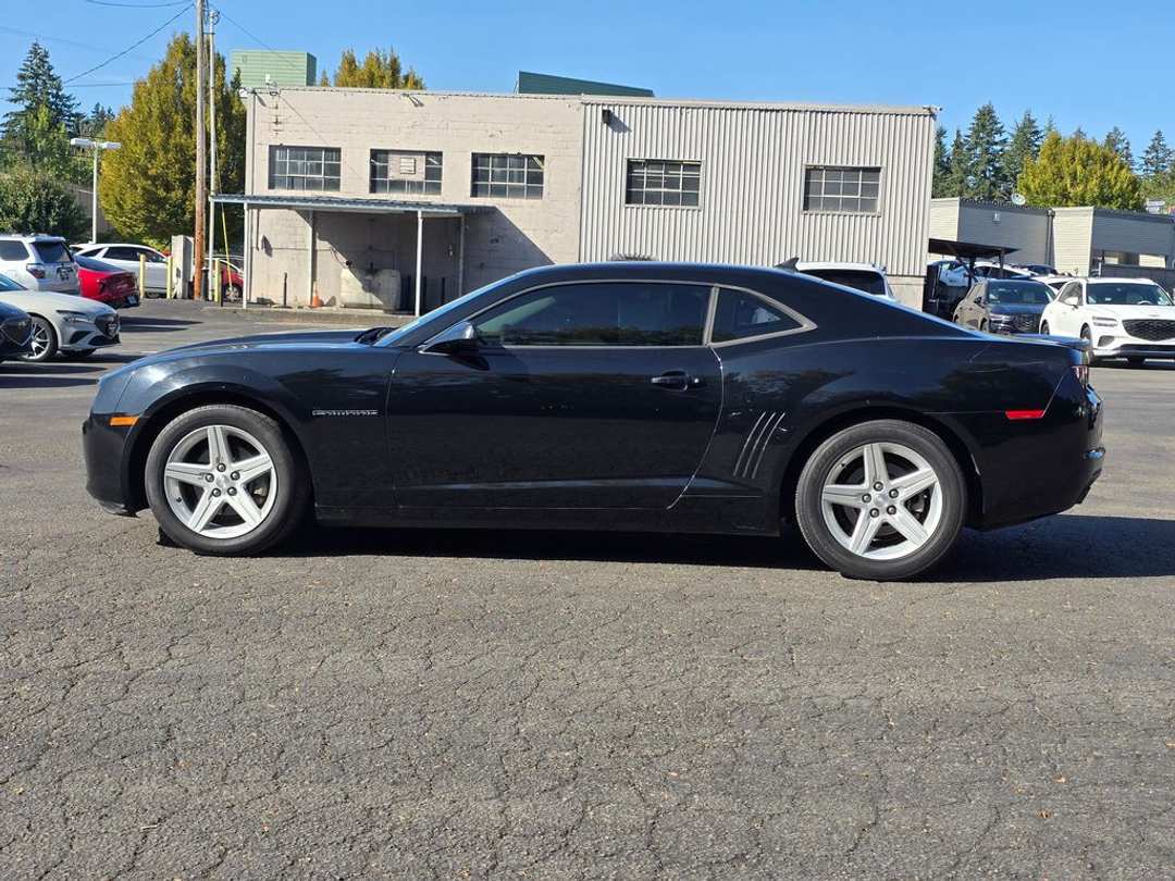 2012 Chevrolet Camaro 1LT - Image 2