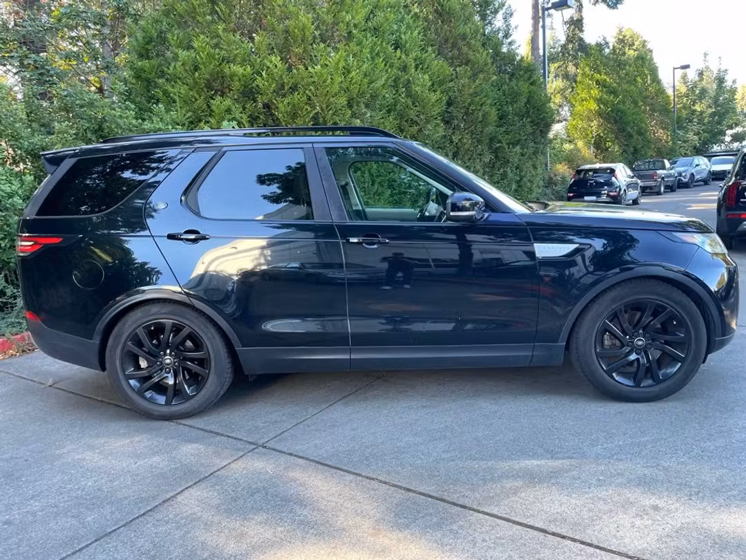 2018 Land Rover Discovery HSE - Image 3