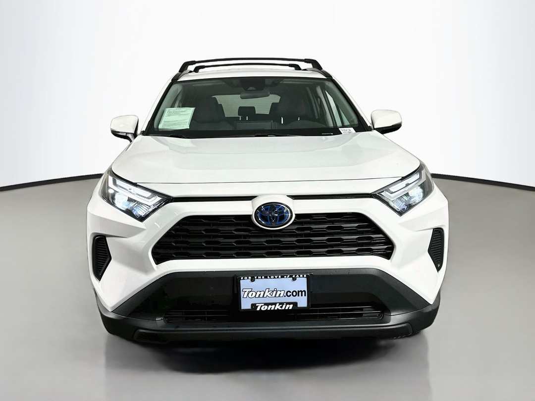 2024 Toyota Rav4 Hybrid XLE - Image 2