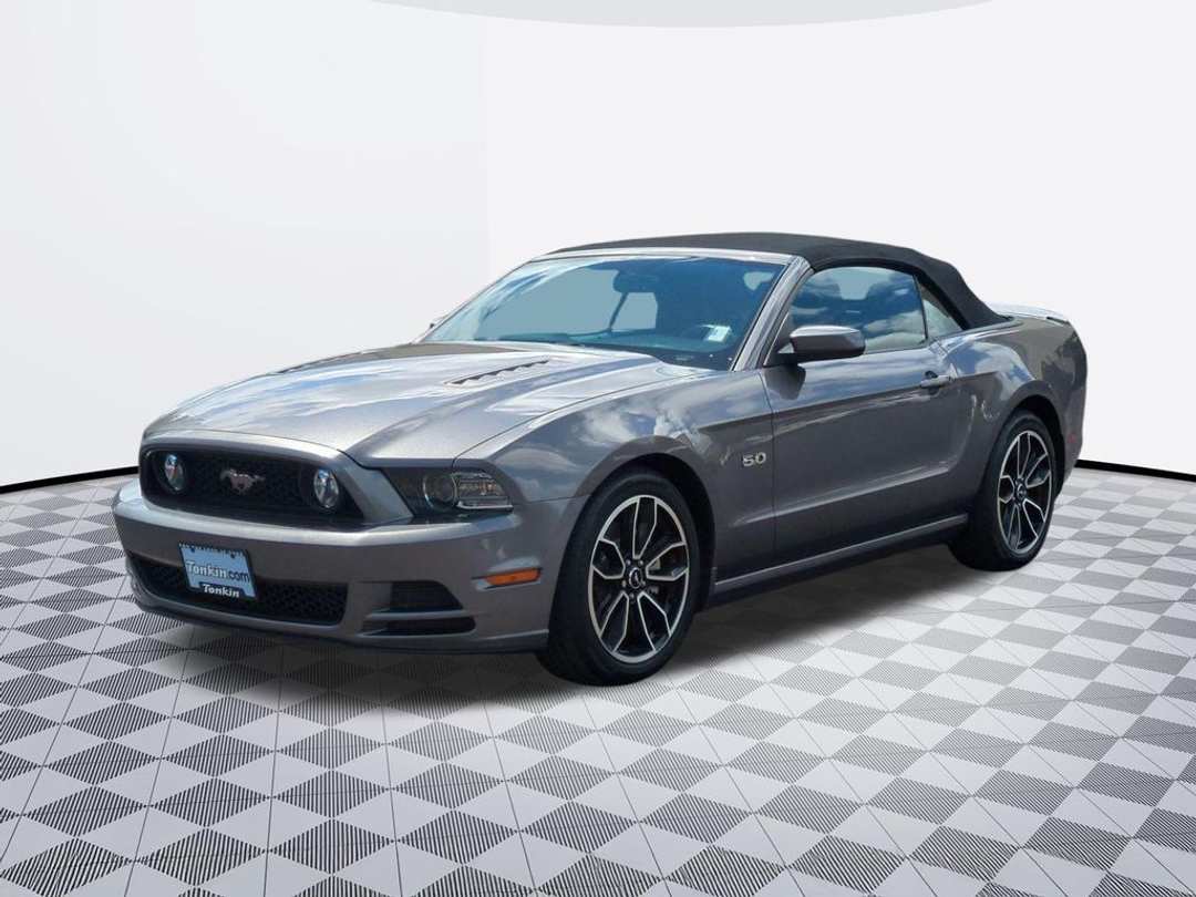 2014 Ford Mustang GT Premium - Image 2