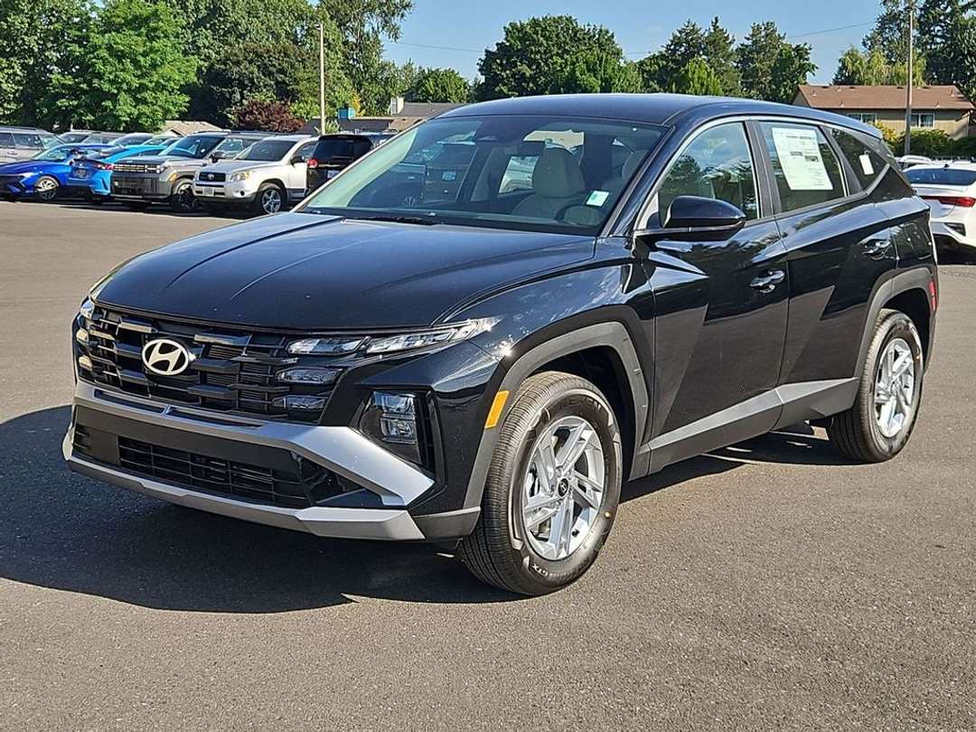2026 Hyundai Tucson SE - Image 2