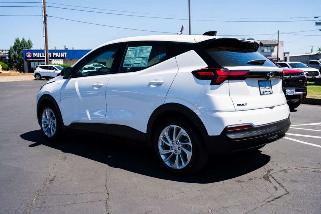 2027 Chevrolet Bolt Ev LT - Image 2