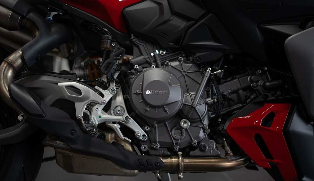 2026 Ducati Sf V2S - Image 2