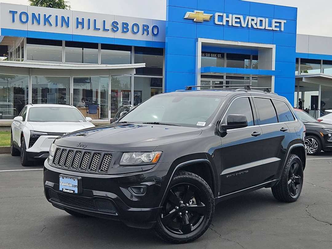 2015 Jeep Grand Cherokee Altitude - Image 2