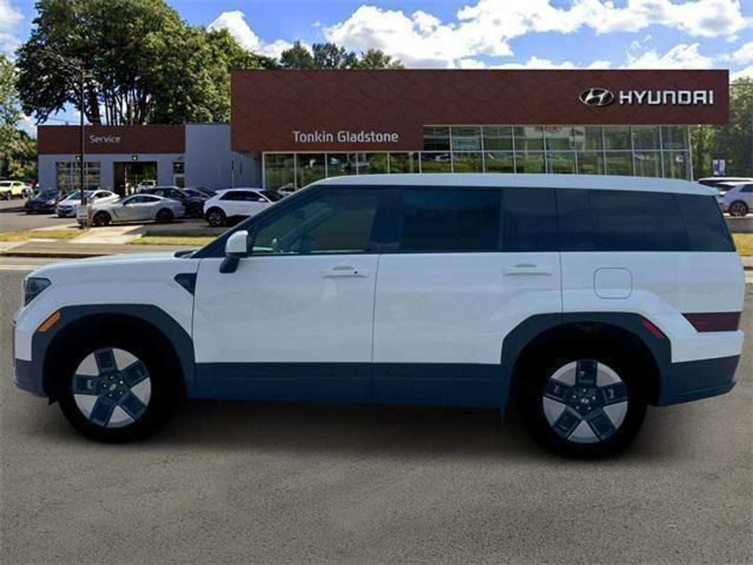 2026 Hyundai Santa Fe Hybrid SE - Image 3
