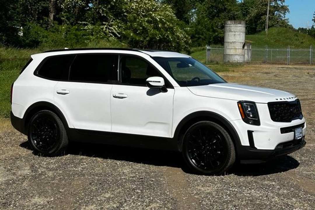 2021 Kia Telluride SX - Image 2