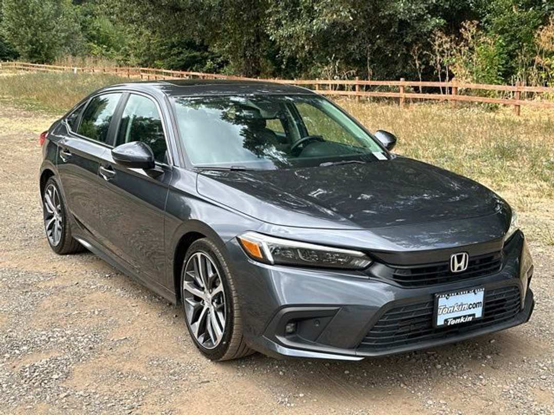 2024 Honda Civic Touring - Image 2