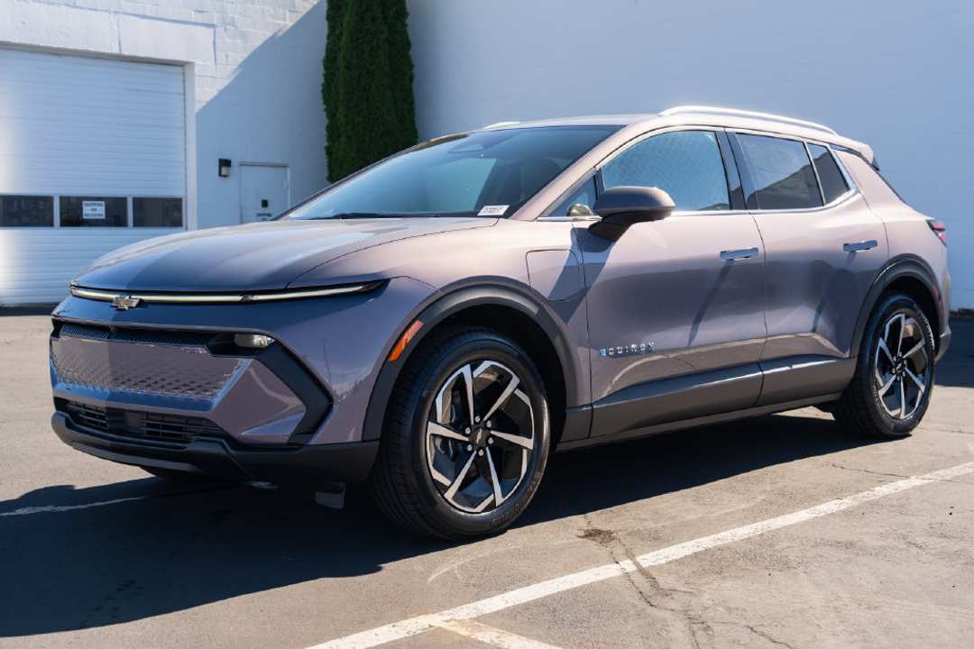 2026 Chevrolet Equinox Ev LT - Image 3