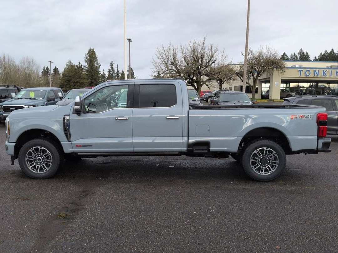 2026 Ford F-350Sd Platinum - Image 2