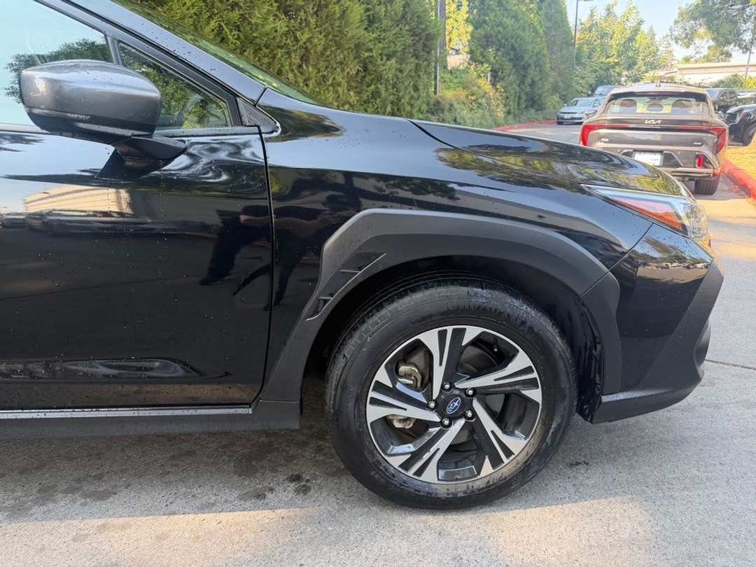 2024 Subaru Crosstrek Premium - Image 3