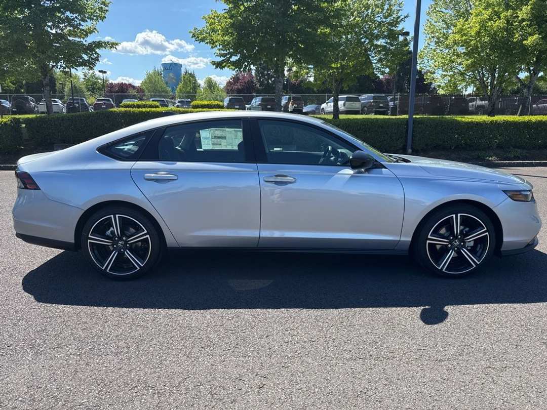 2026 Honda Accord SE - Image 2