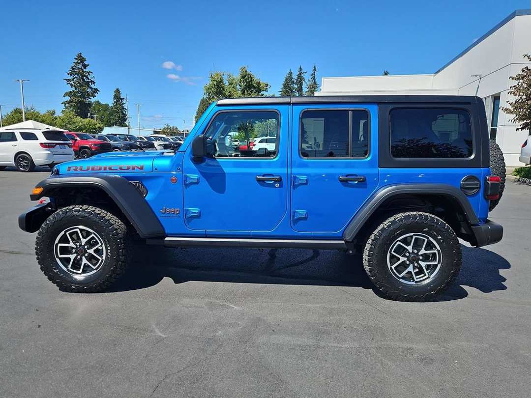 2024 Jeep Wrangler Rubicon - Image 3