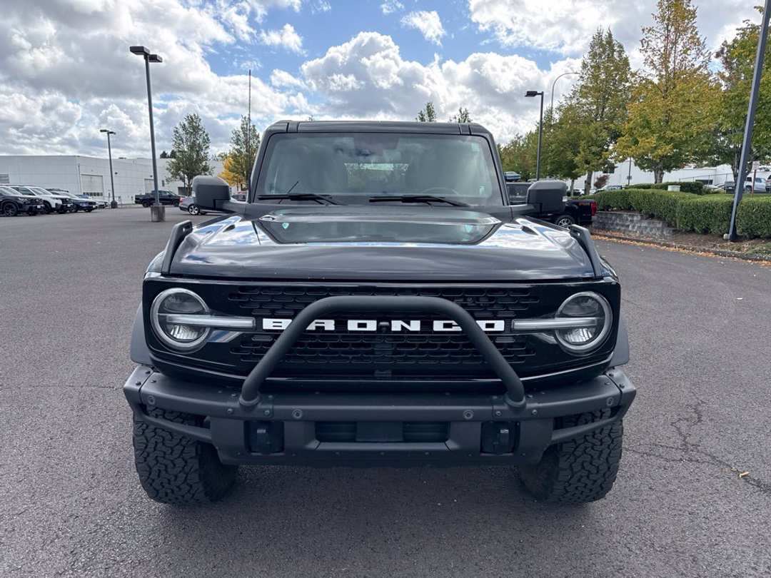2023 Ford Bronco Wildtrak - Image 2