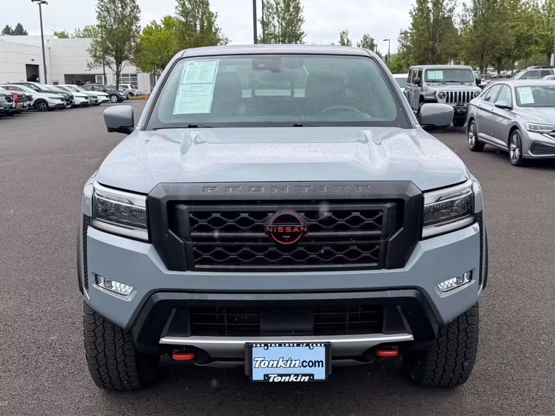 2024 Nissan Frontier PRO4X - Image 3