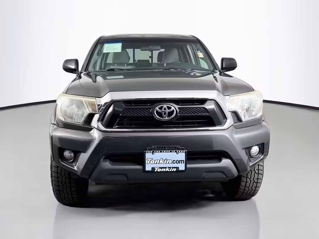 2014 Toyota Tacoma PreRunner - Image 2