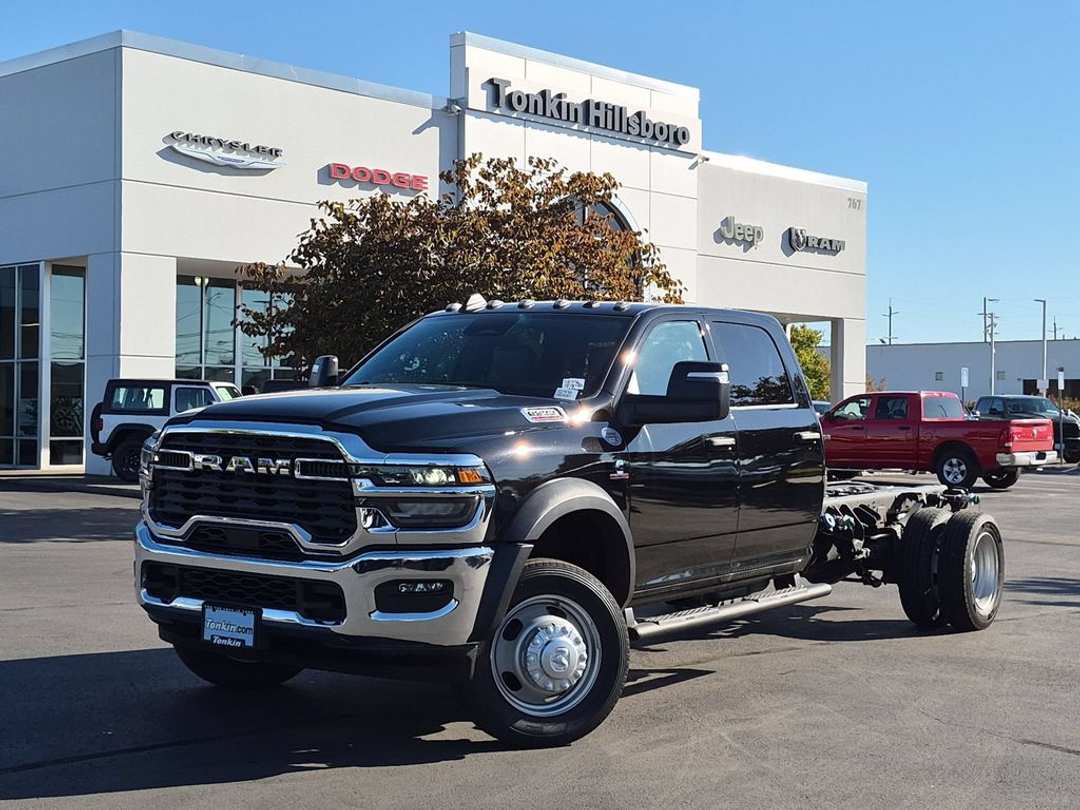 2026 Ram 5500Hd Tradesman - Image 2