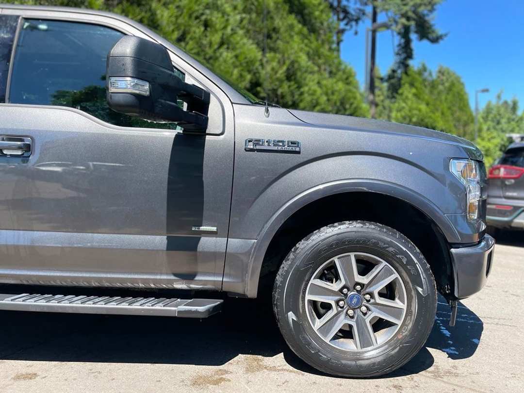 2017 Ford F-150 Lariat - Image 2