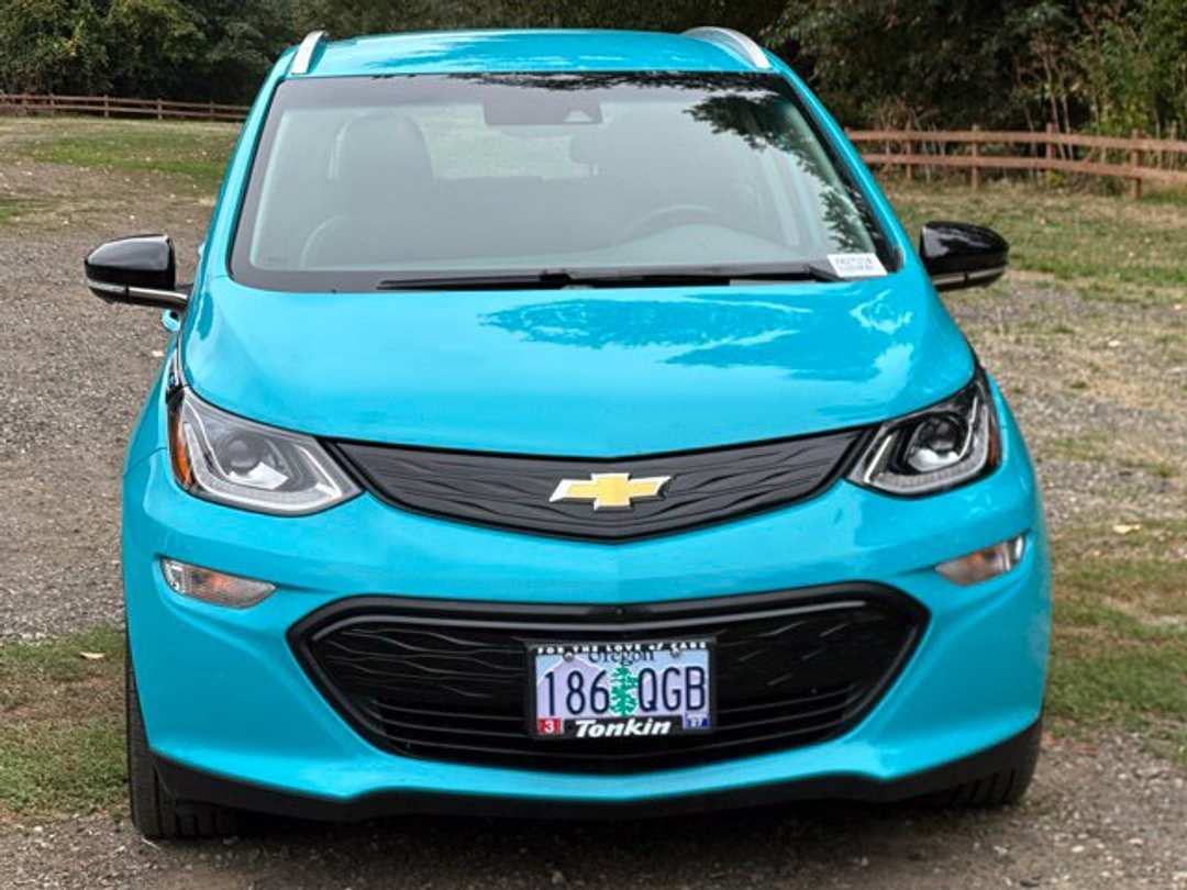 2020 Chevrolet Bolt Ev Premier - Image 3