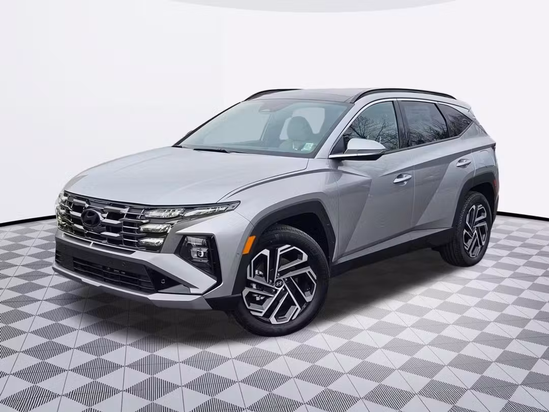 2026 Hyundai Tucson Plug-In Hybrid Limited - Image 2
