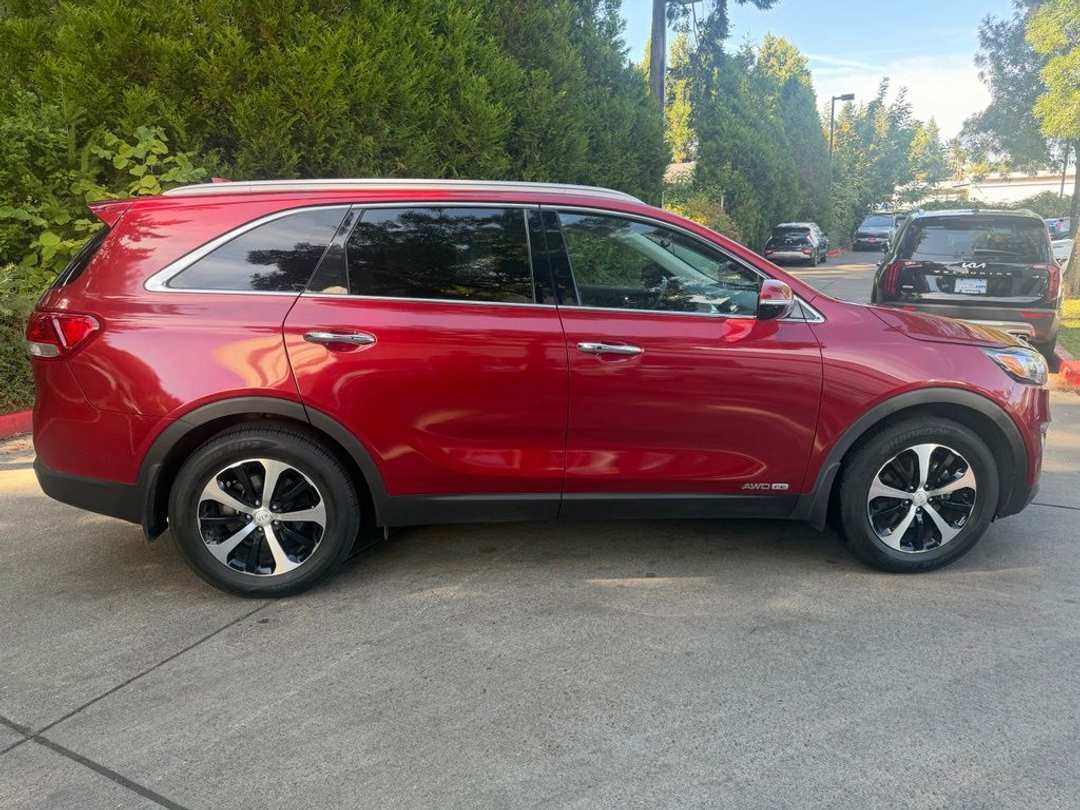 2017 Kia Sorento EX - Image 3