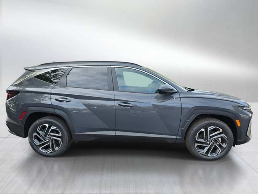 2026 Hyundai Tucson SEL - Image 2