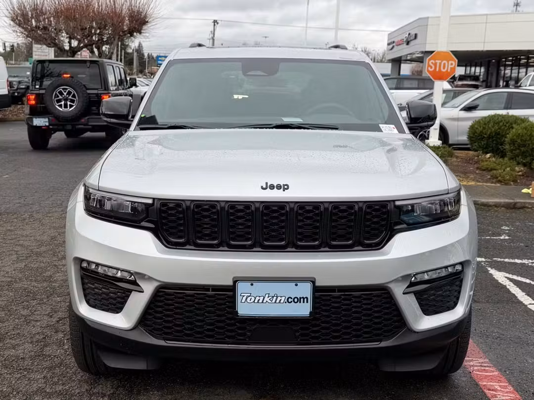 2025 Jeep Grand Cherokee Limited - Image 3