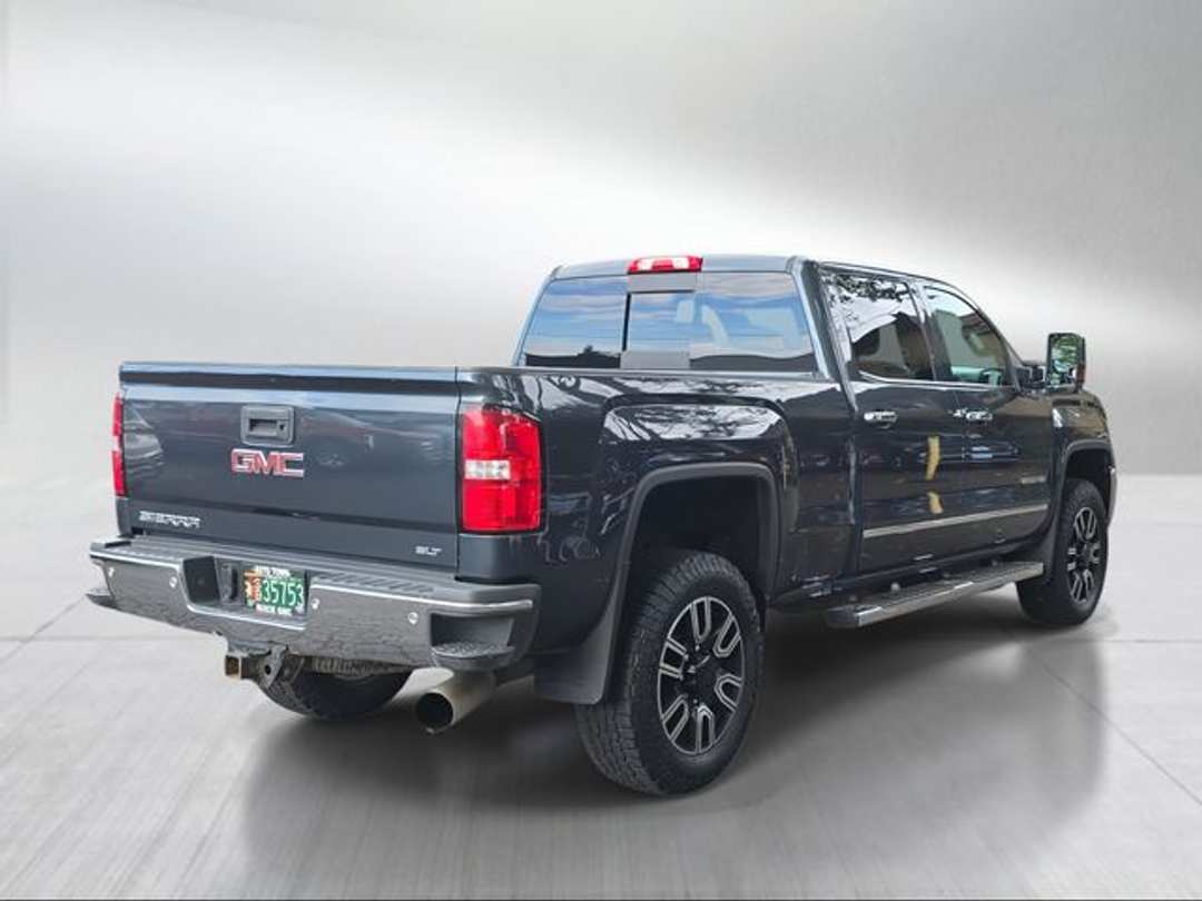 2019 GMC Sierra 2500Hd SLT - Image 3