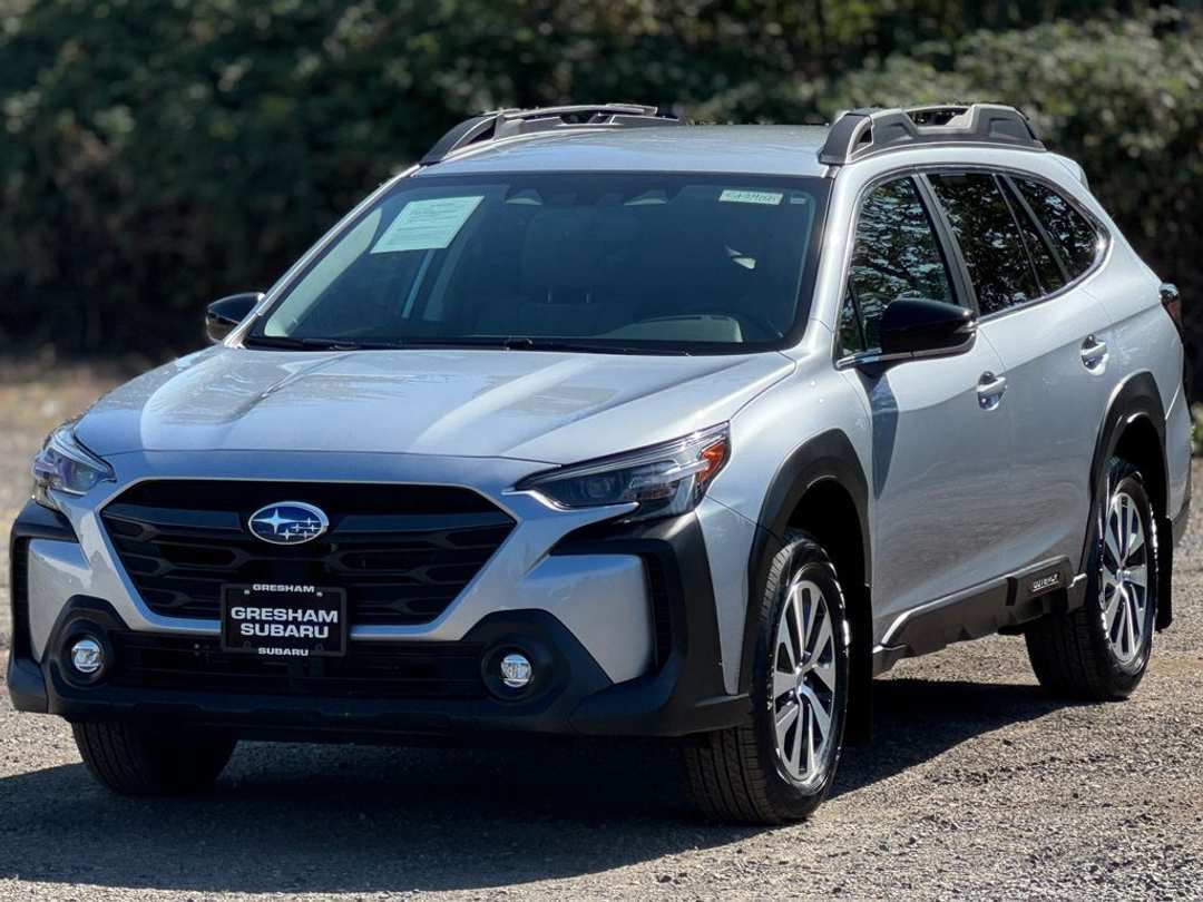 2024 Subaru Outback Premium - Image 3