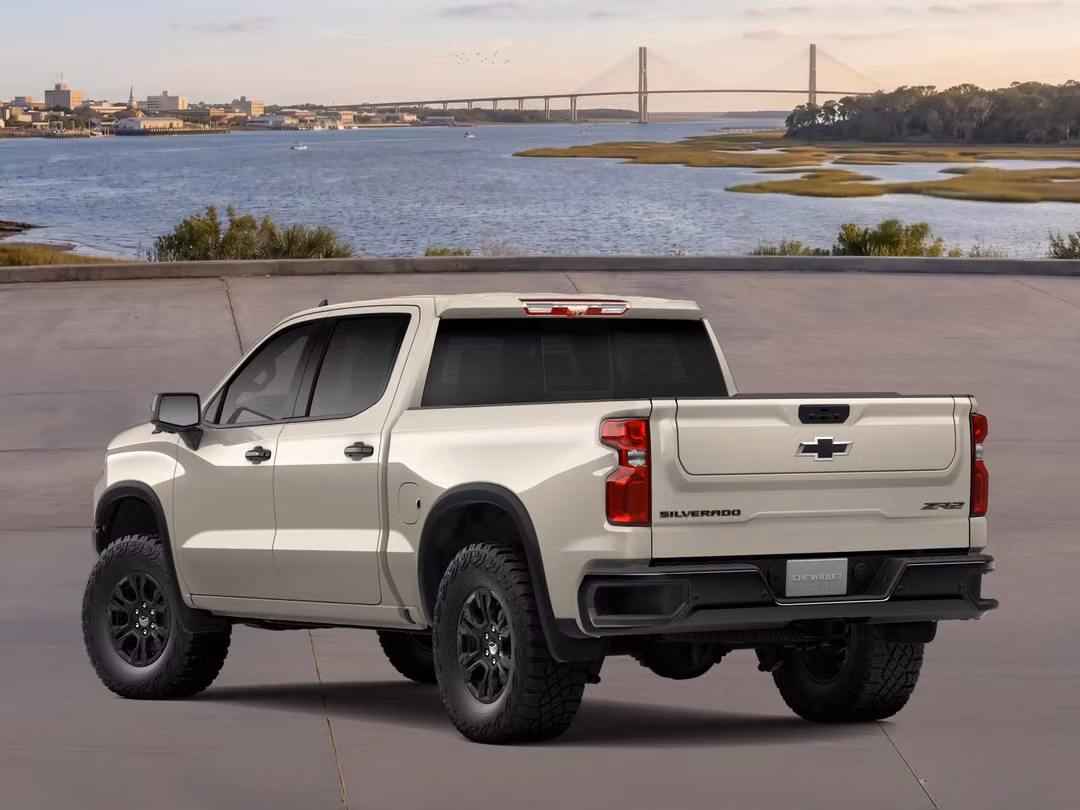 2026 Chevrolet Silverado 1500 ZR2 - Image 2