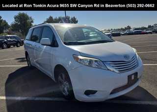 2015 Toyota Sienna LE