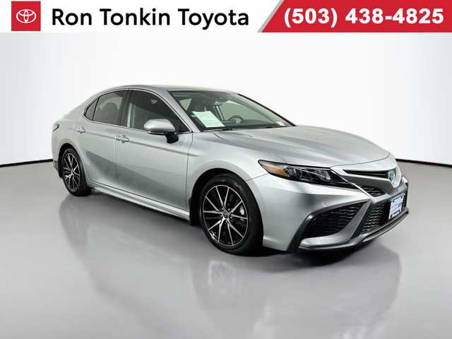 2023 Toyota Camry Hybrid SE