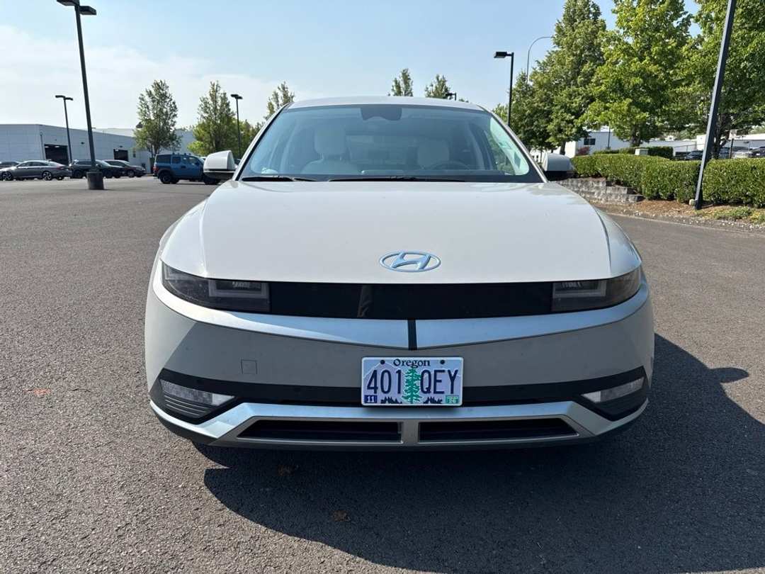 2023 Hyundai Ioniq 5 SEL - Image 2