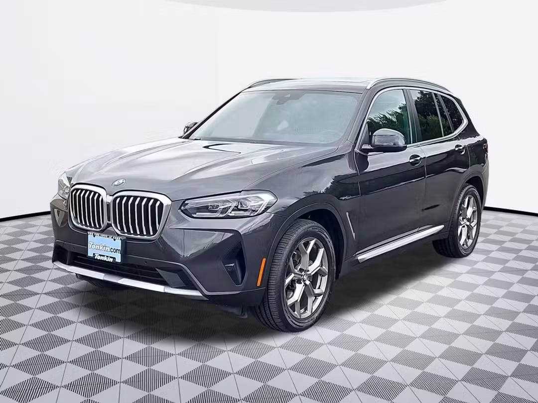 2022 BMW X3 xDrive30i - Image 2