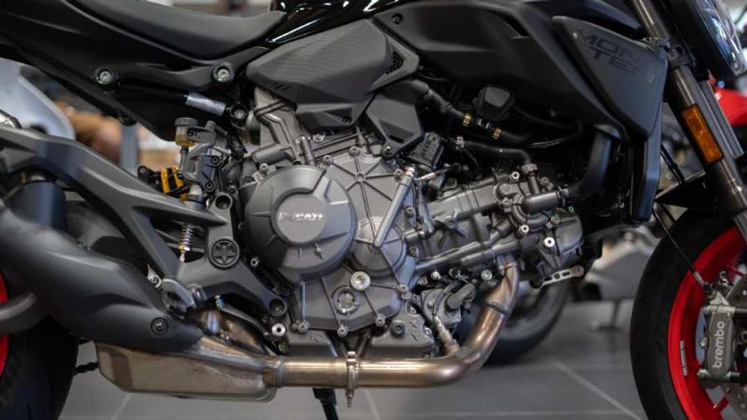 2026 Ducati Monster Plus V2 - Image 3