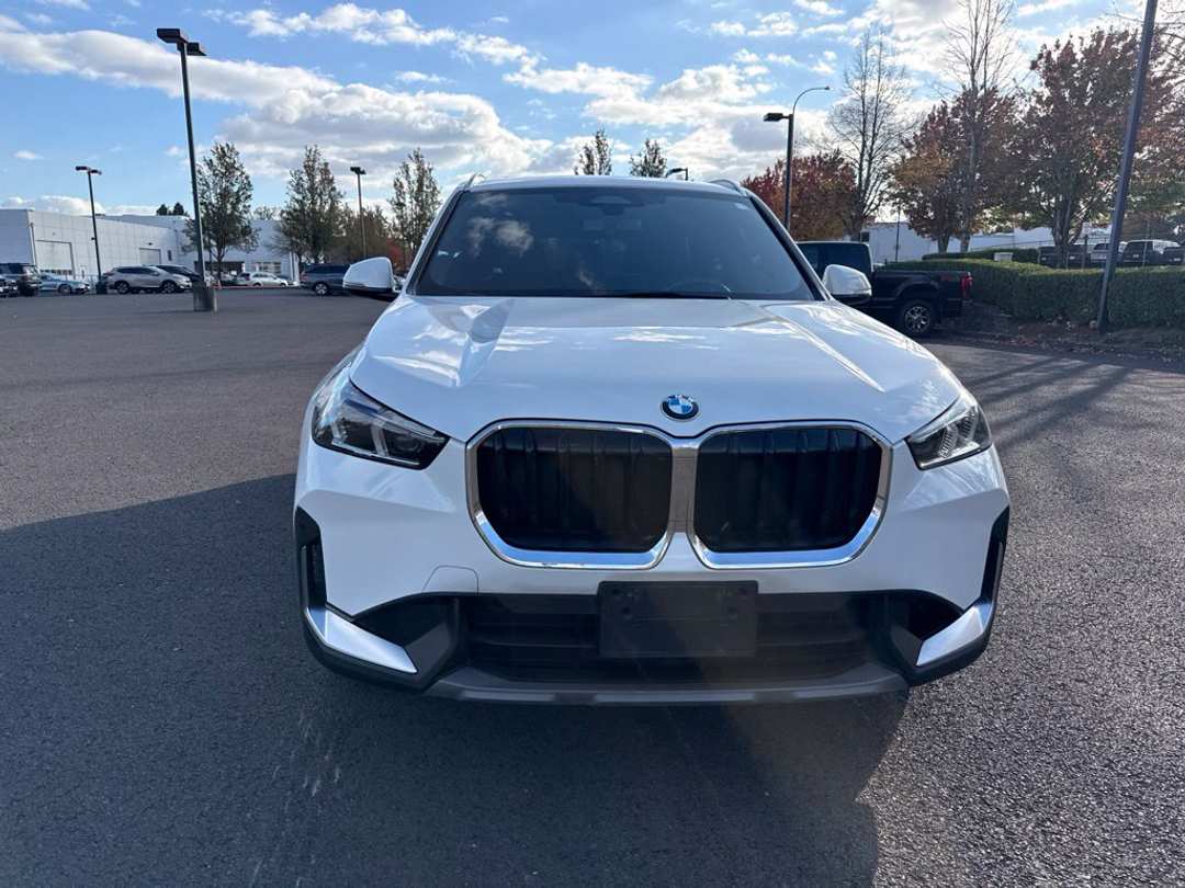 2023 BMW X1 xDrive28i - Image 2