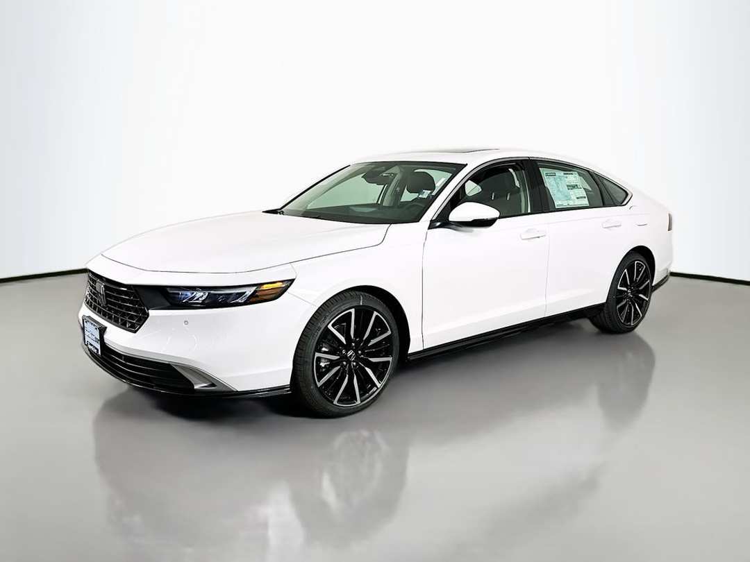 2026 Honda Accord Hybrid Touring - Image 3