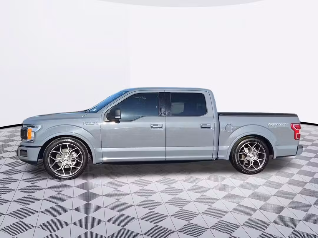 2019 Ford F-150 XLT - Image 2