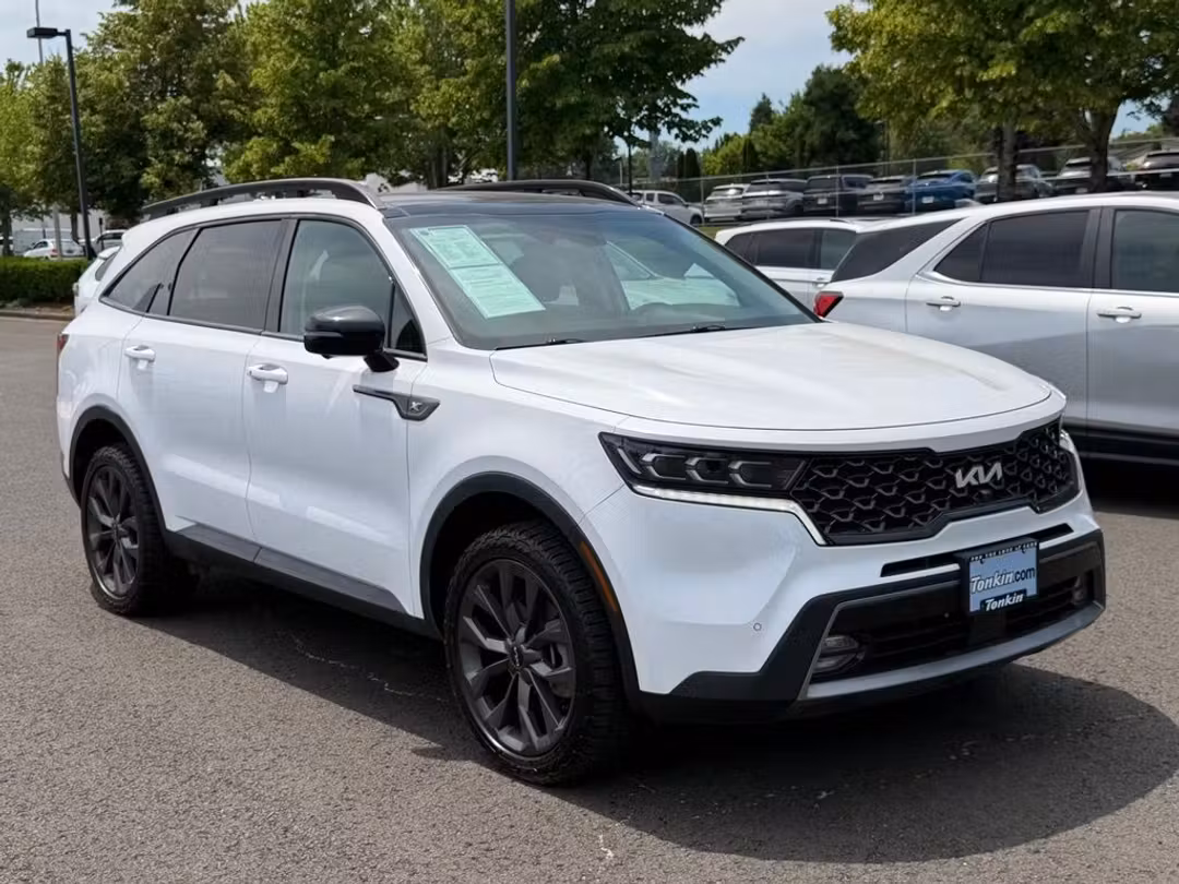 2022 Kia Sorento XLine SX Prestige - Image 2