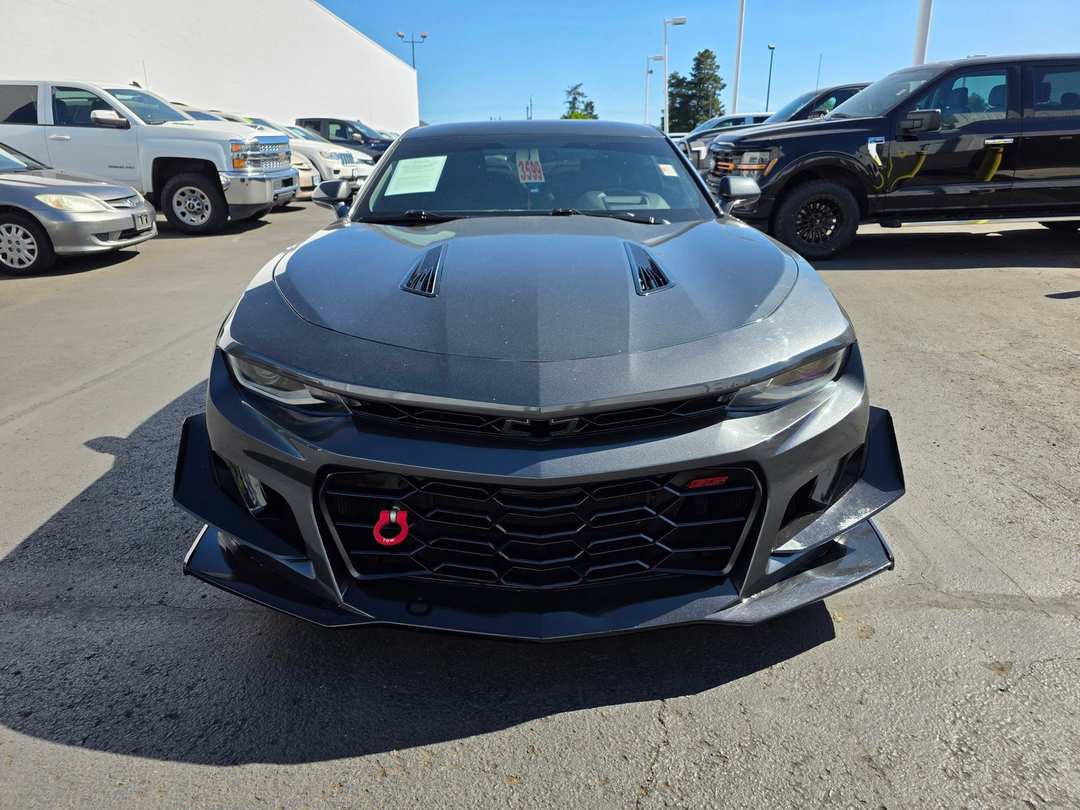 2018 Chevrolet Camaro SS - Image 3