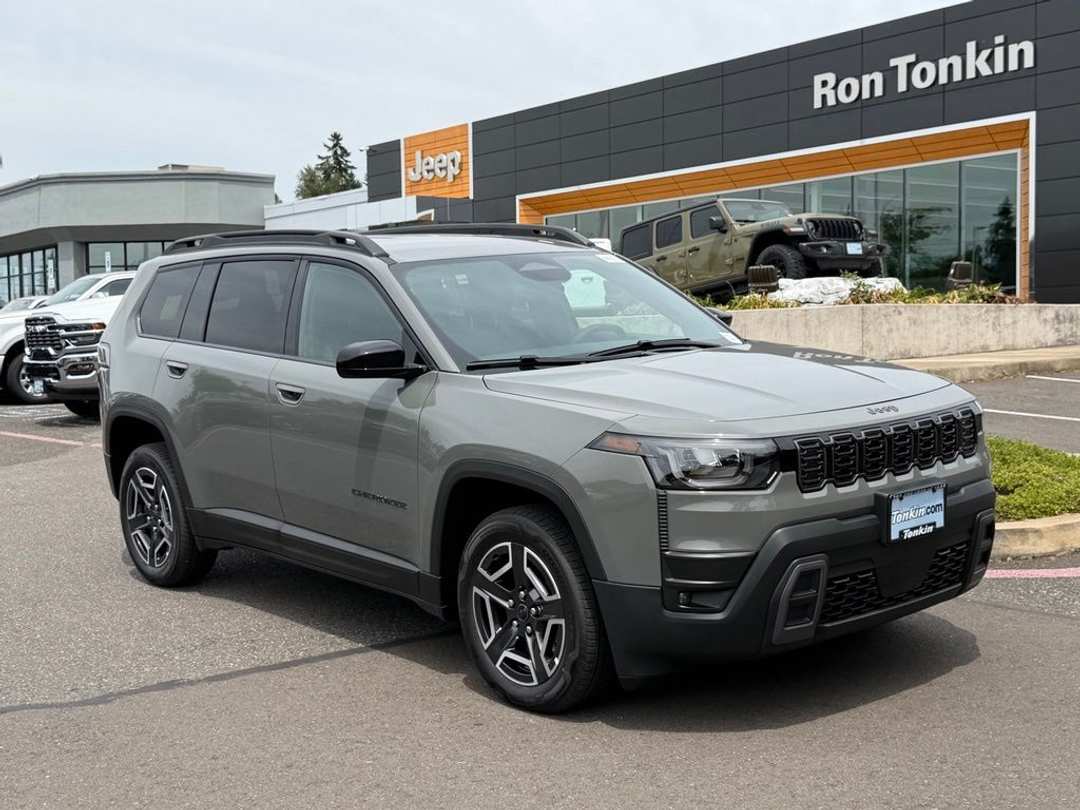 2026 Jeep Cherokee Laredo - Image 2