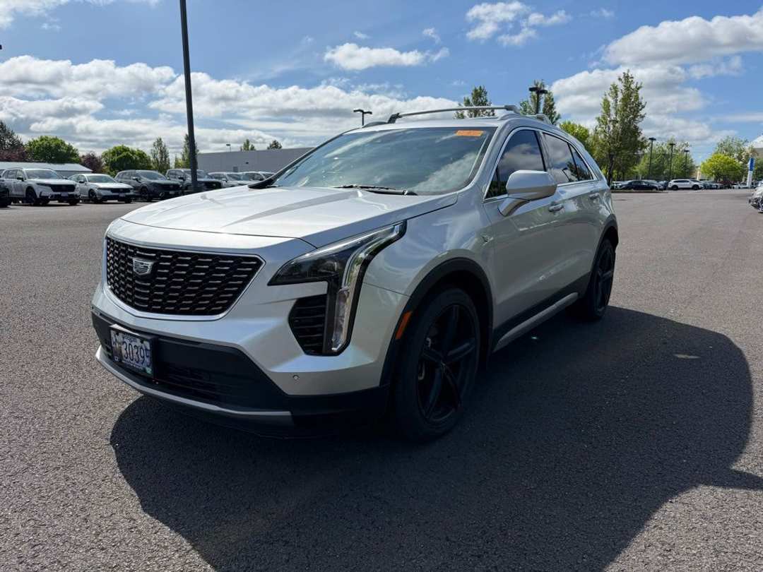 2020 Cadillac Xt4 Premium Luxury - Image 3