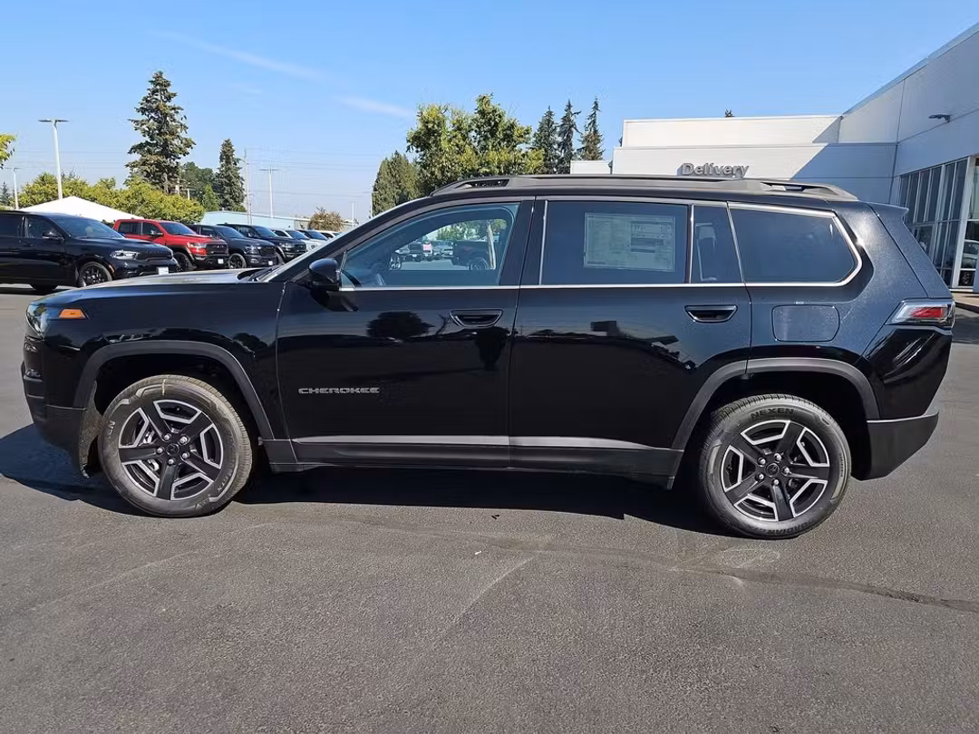 2026 Jeep Cherokee Limited - Image 3