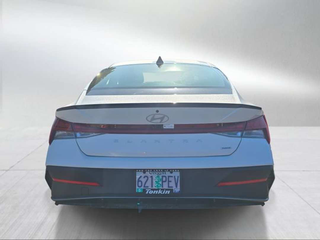 2025 Hyundai Elantra Hybrid SEL Sport - Image 2