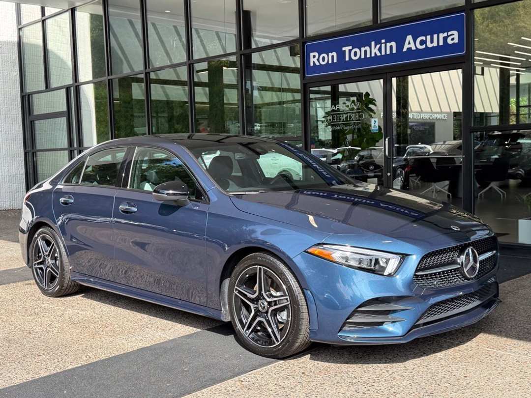 2022 Mercedes-Benz A-Class A 220 - Image 2
