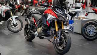 2025 Ducati Multistrada V4 Pikes Peak