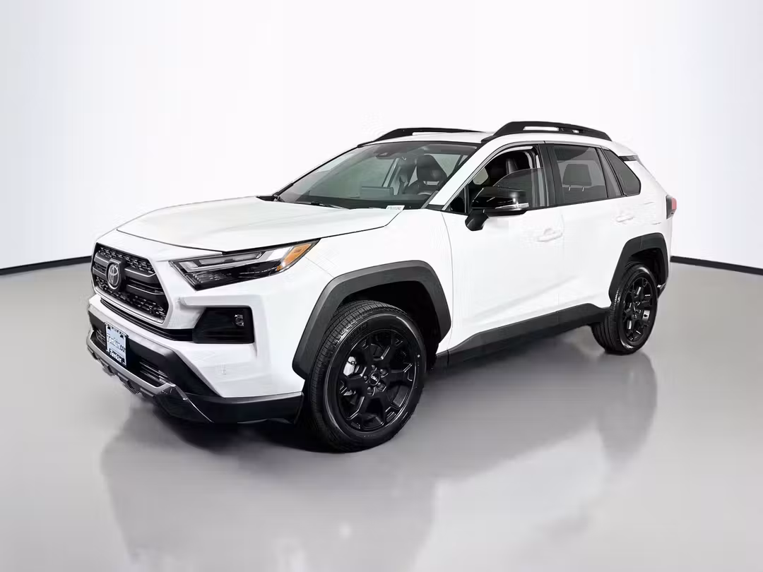 2023 Toyota Rav4 TRD Off Road - Image 3